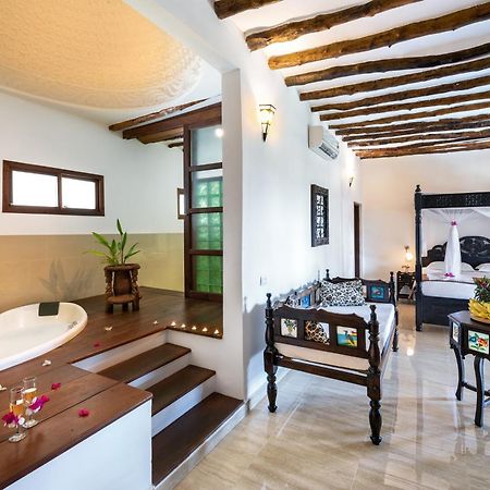 Next Paradise Boutique Resort Pwani Mchangani Esterno foto