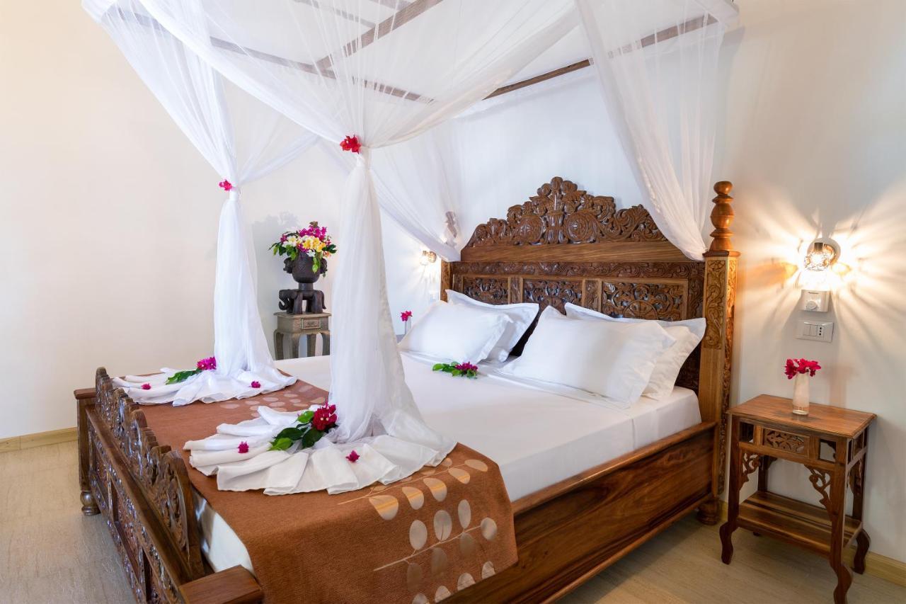 Next Paradise Boutique Resort Pwani Mchangani Esterno foto