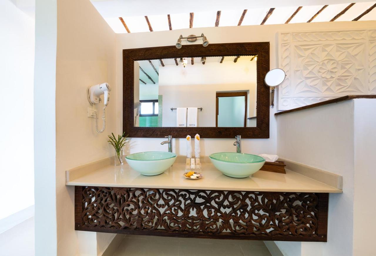 Next Paradise Boutique Resort Pwani Mchangani Esterno foto