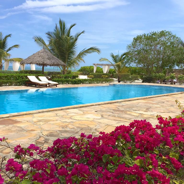 Next Paradise Boutique Resort Pwani Mchangani Esterno foto