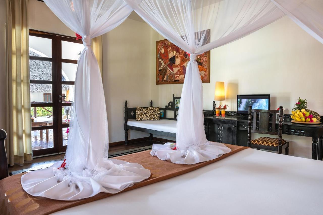 Next Paradise Boutique Resort Pwani Mchangani Esterno foto