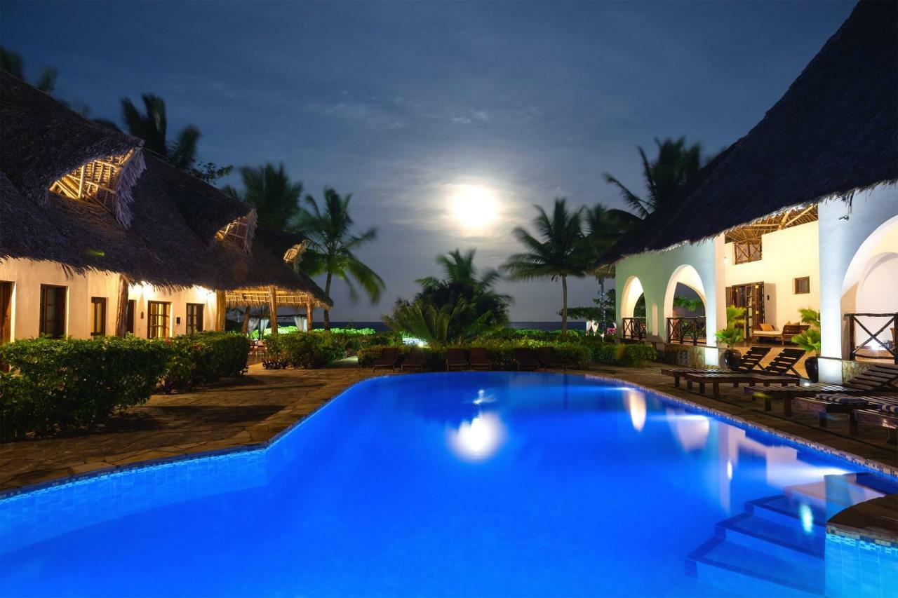 Next Paradise Boutique Resort Pwani Mchangani Esterno foto