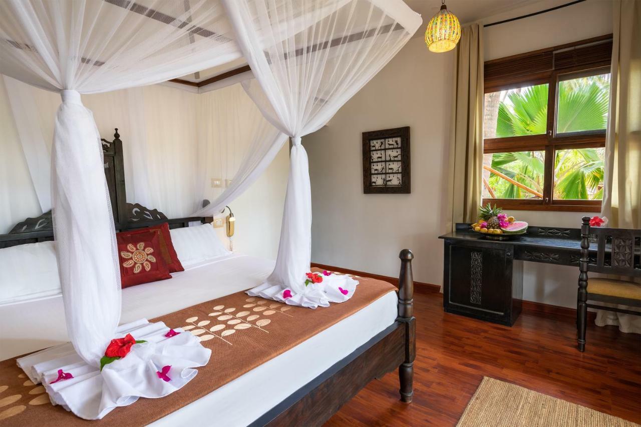 Next Paradise Boutique Resort Pwani Mchangani Esterno foto