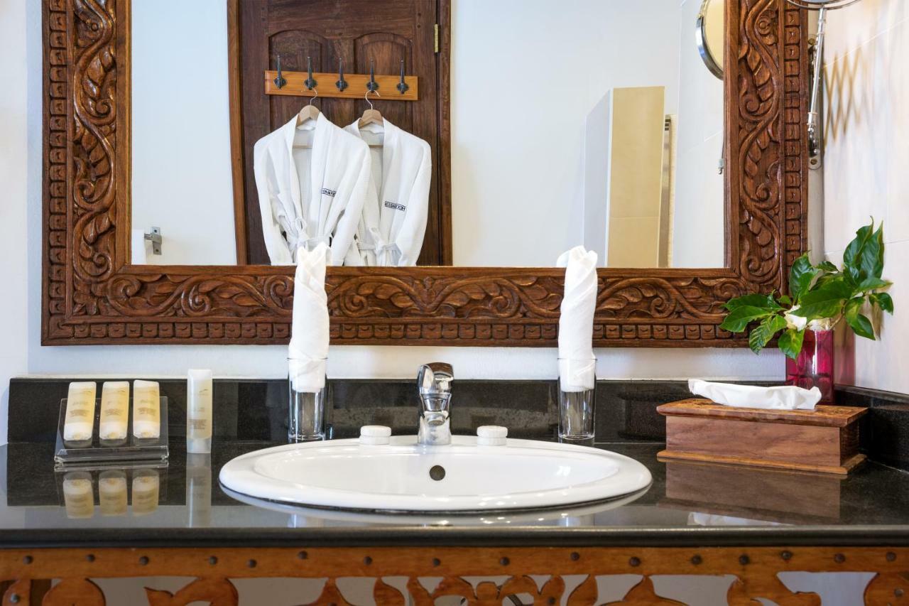 Next Paradise Boutique Resort Pwani Mchangani Esterno foto